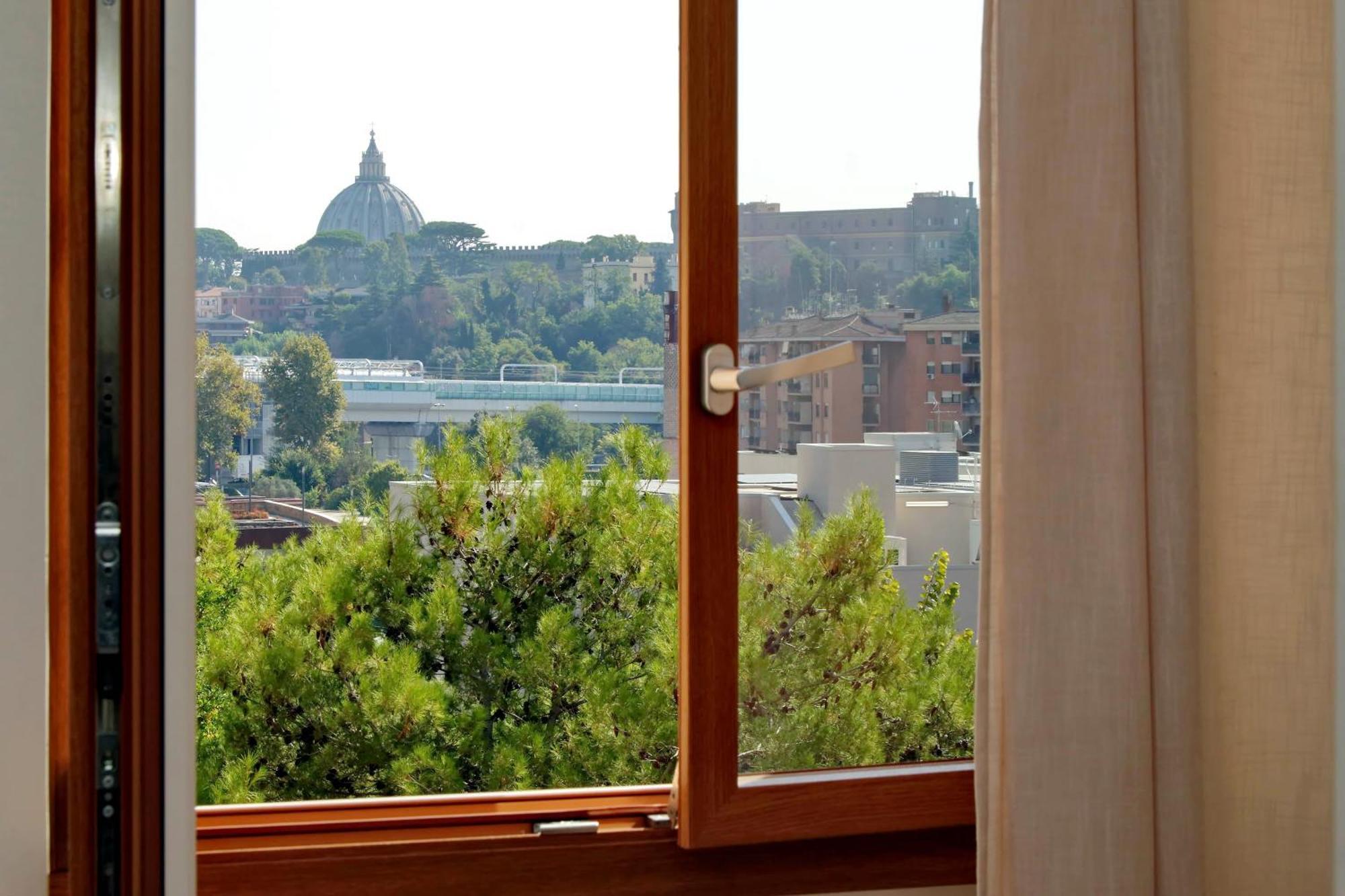 Vatican View Viale Di Valle Aurelia Rom Exterior foto
